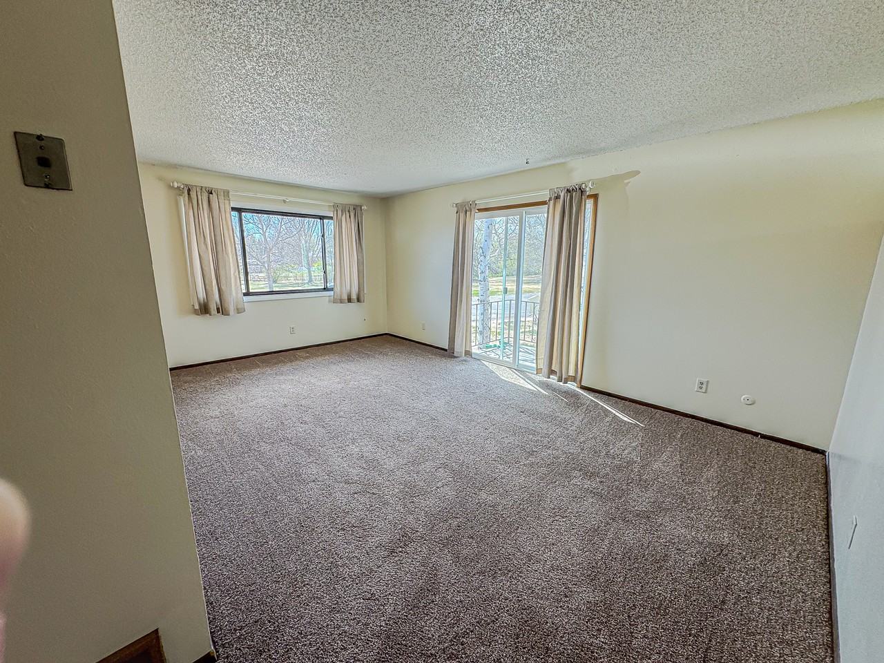 526 Melton St #A - Photo 4 of 12