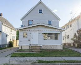 2115 W 105th St #1 - Photo 1 of 1