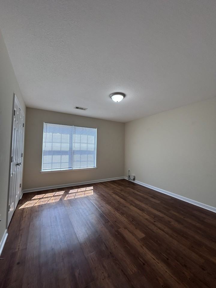 259 Canterberry Pl #1 - Photo 6 of 13