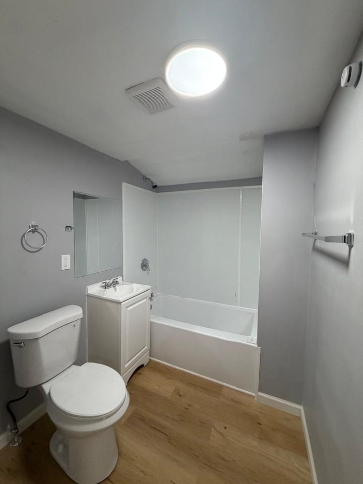 606-608 W North stUnit 606 #606 - Photo 4 of 10