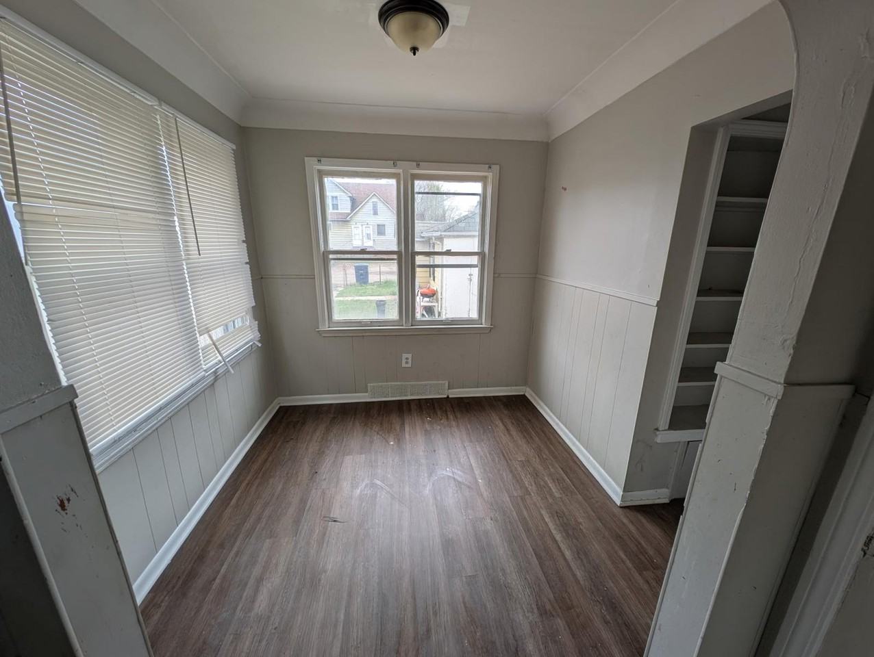 194 Richter St #1 - Photo 5 of 9