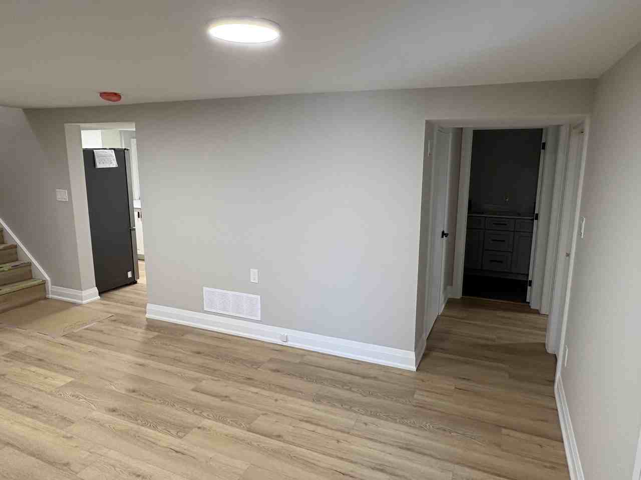 10 Marshall Street East - Photo 7 of 17