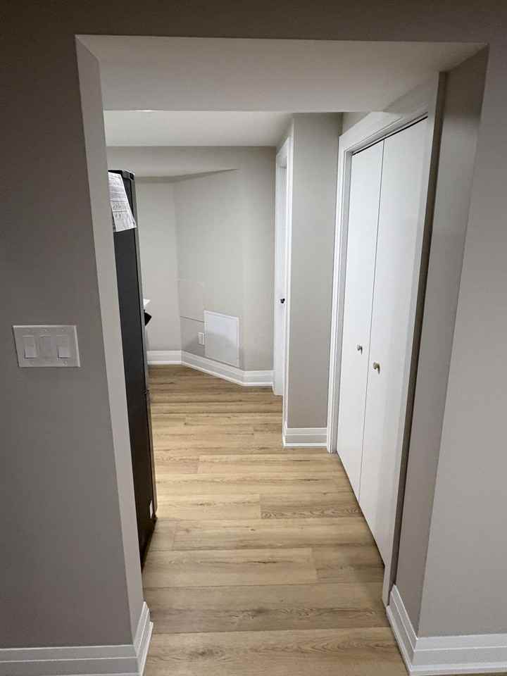 10 Marshall Street East - Photo 3 of 17