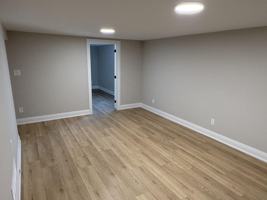 featured image of 10 Marshall Street East #Lower