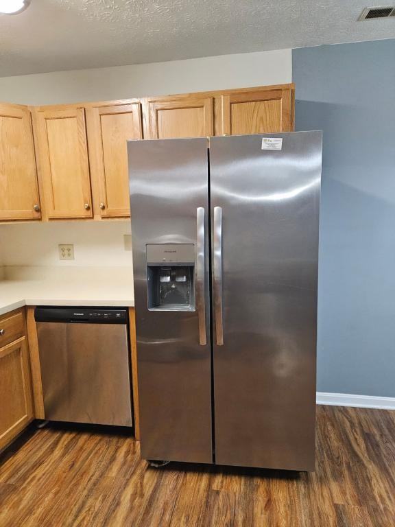 104 Bitter Sweet Rd - Photo 5 of 26