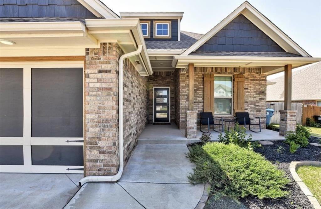 3024 Drake Crest Dr - Photo 3 of 43