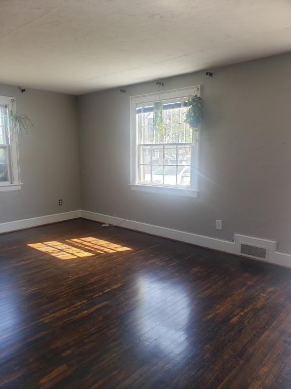 112 Idlewood Ave - Photo 4 of 15