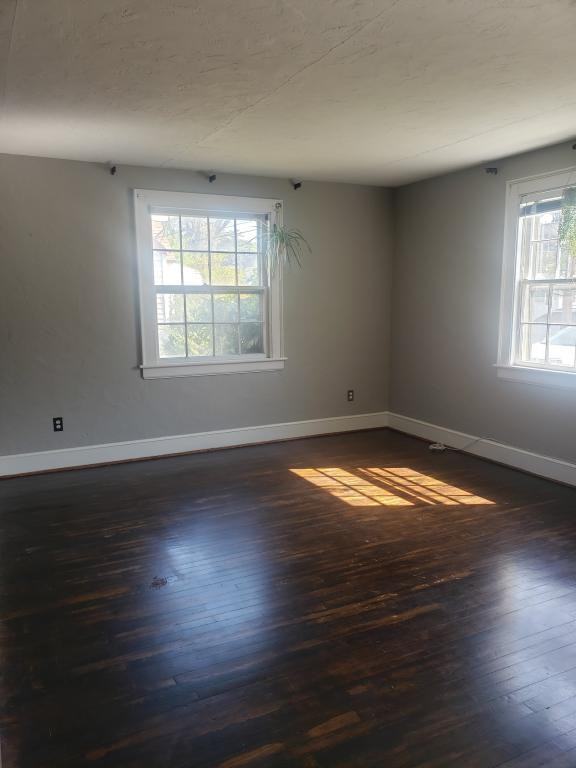 112 Idlewood Ave - Photo 5 of 15