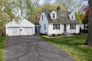 5 Lindenwoods Rd - Photo 1 of 1