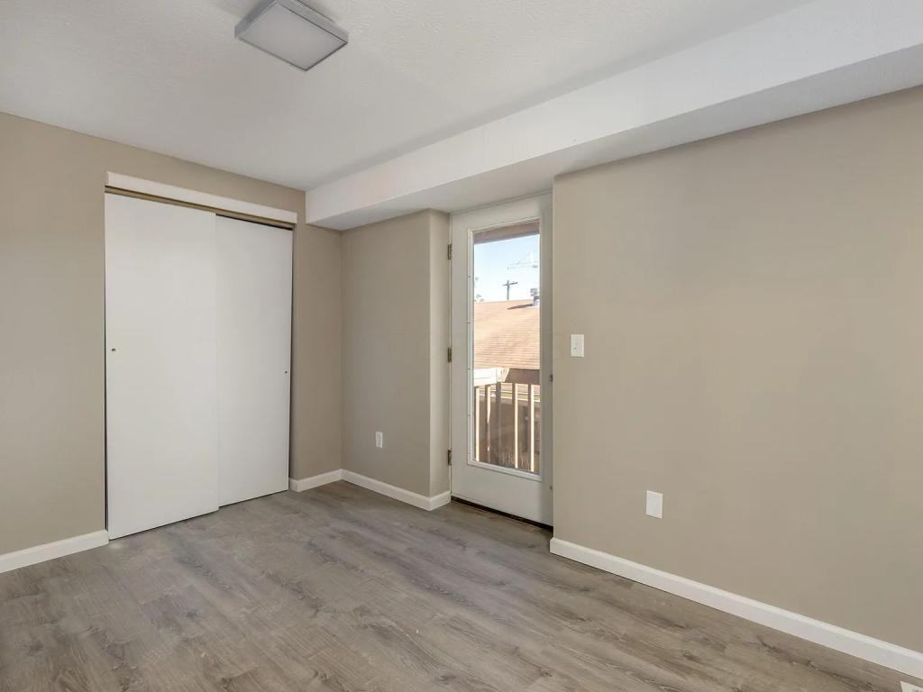 89 W 9th Ave - Photo 7 of 25