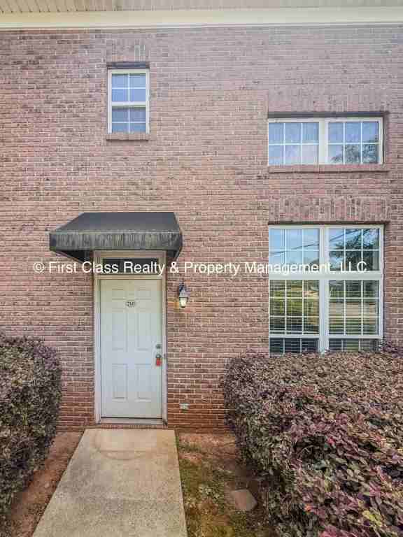 710 Tavern Ct - Photo 2 of 30