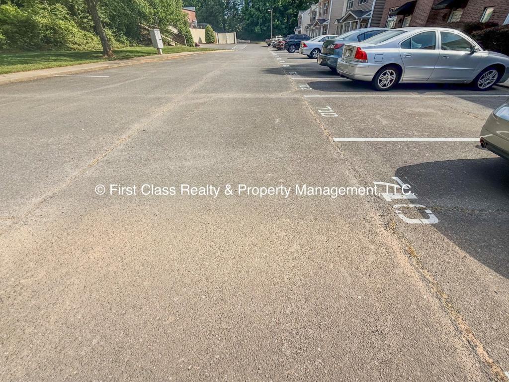 710 Tavern Ct - Photo 5 of 30