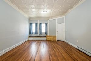 featured image of 230 Marble St #4