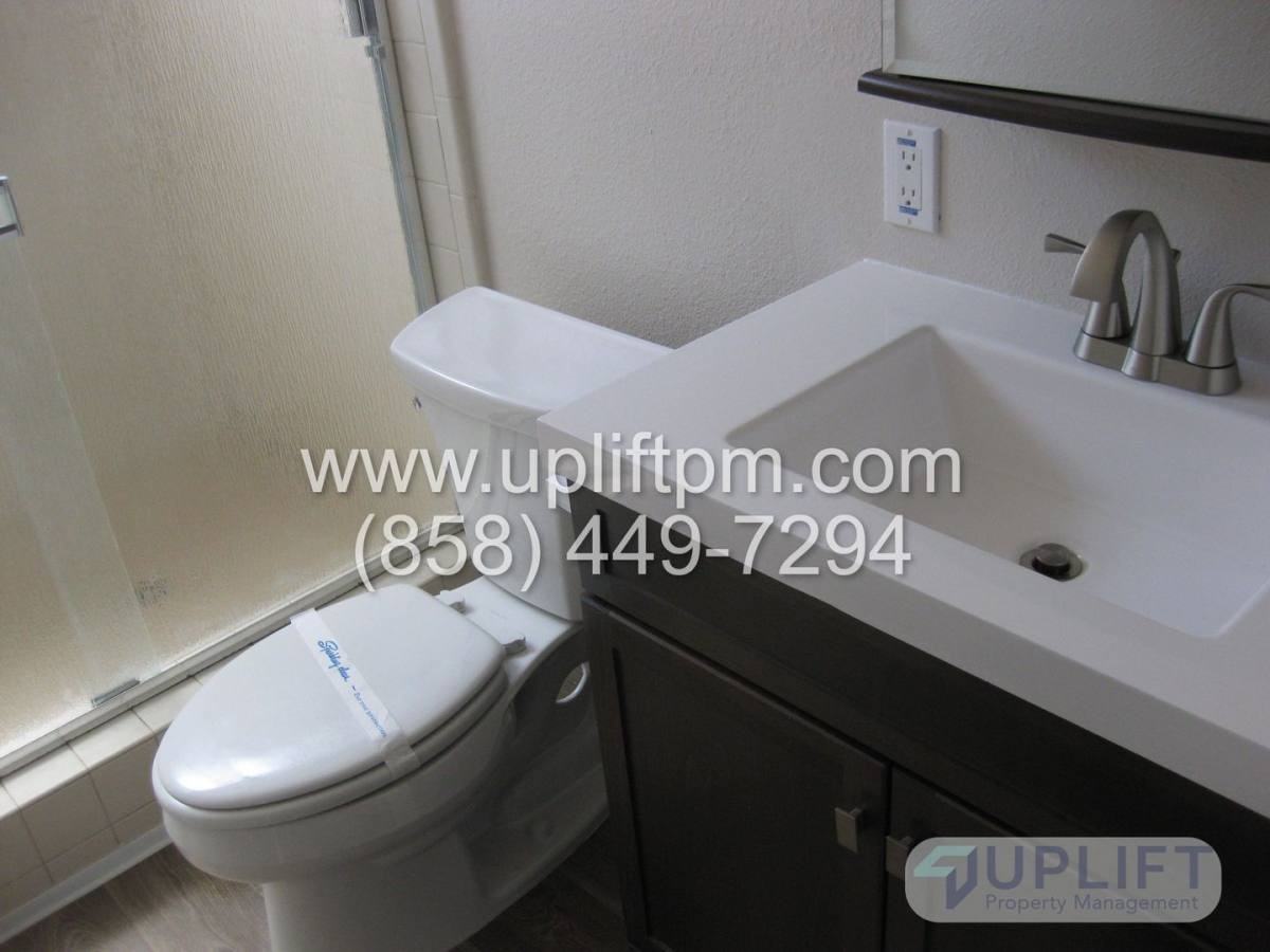 3239 Mission Blvd #8 - Photo 3 of 6