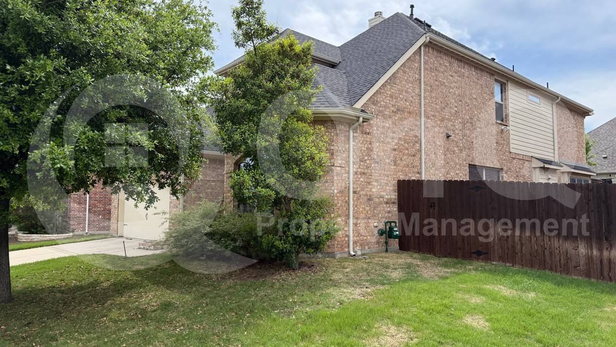 8731 Argentine Way - Photo 2 of 10