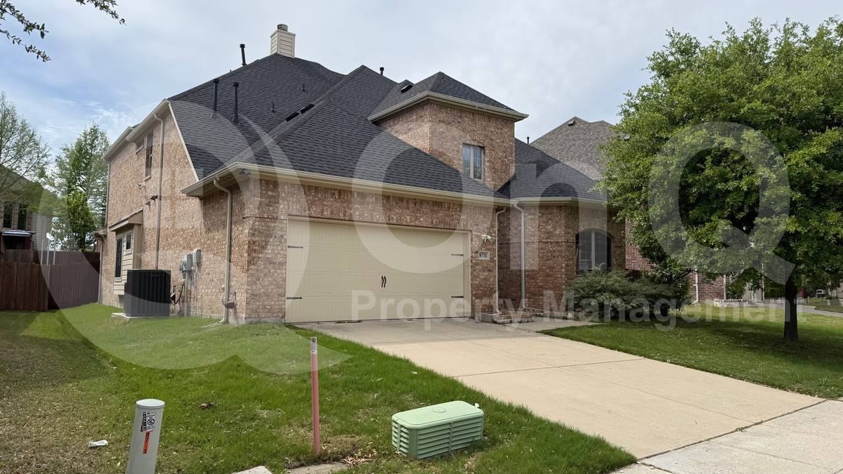8731 Argentine Way - Photo 3 of 10