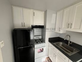 134 W Hawthorn St #9 - Photo 1 of 1