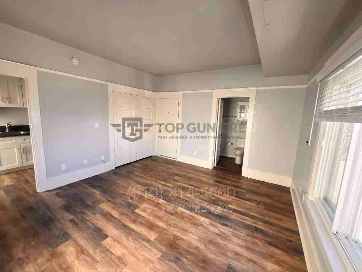 134 W Hawthorn St #9 - Photo 5 of 6