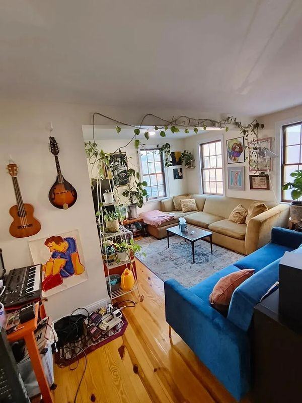 1009 Brown St ##2 - Photo 5 of 14