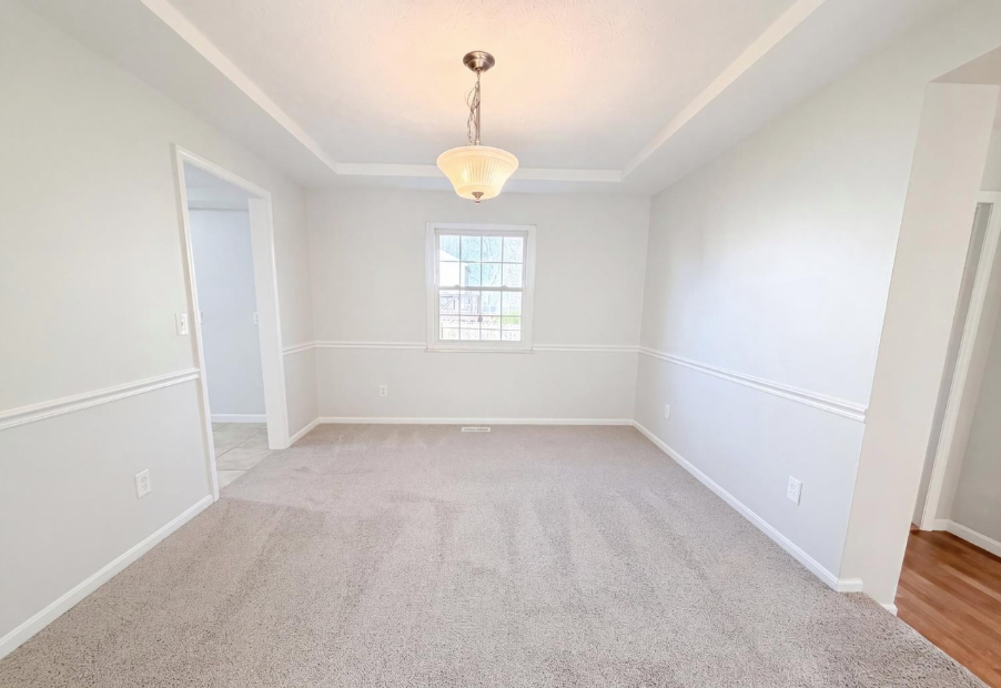 1379 Gumbert Dr - Photo 6 of 31