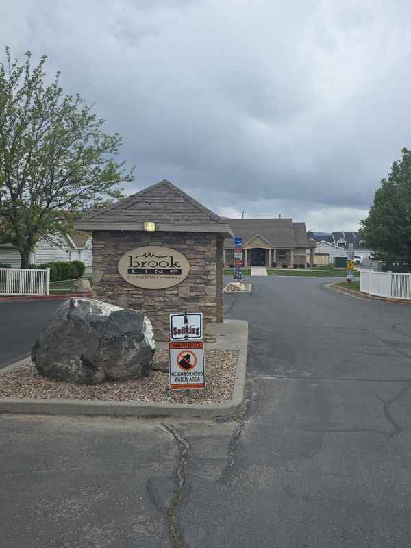 488 S 2550 W ##3 - Photo 3 of 24