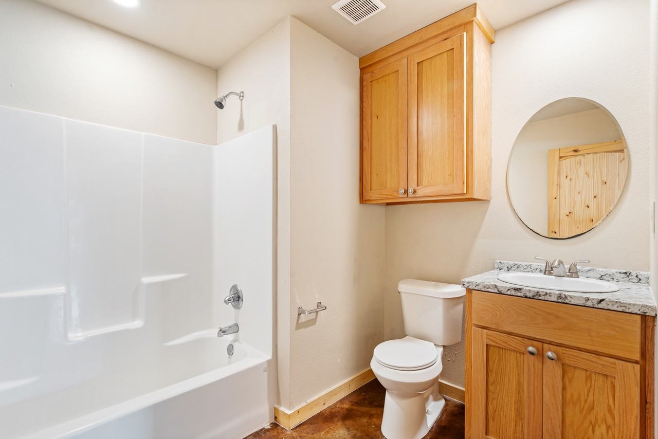 13001 Owen Ln #13003 - Photo 3 of 24