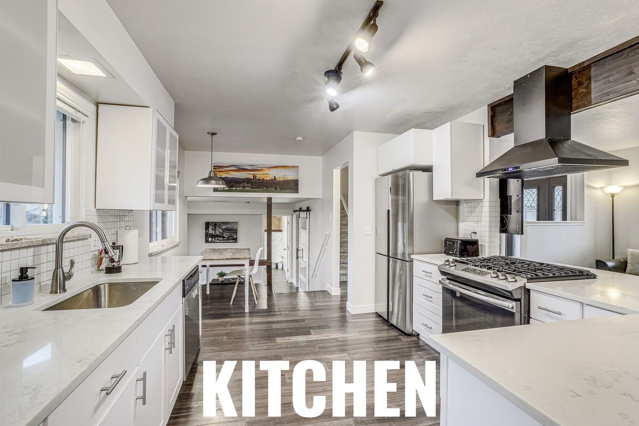 2860 S Golden Way #6 - Photo 5 of 24