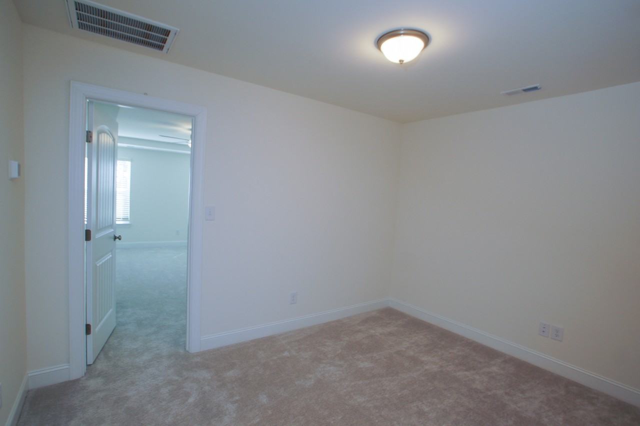 206 Oakchest Ct #1 - Photo 4 of 50