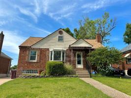 featured image of 9215 Meadowbrook Ln