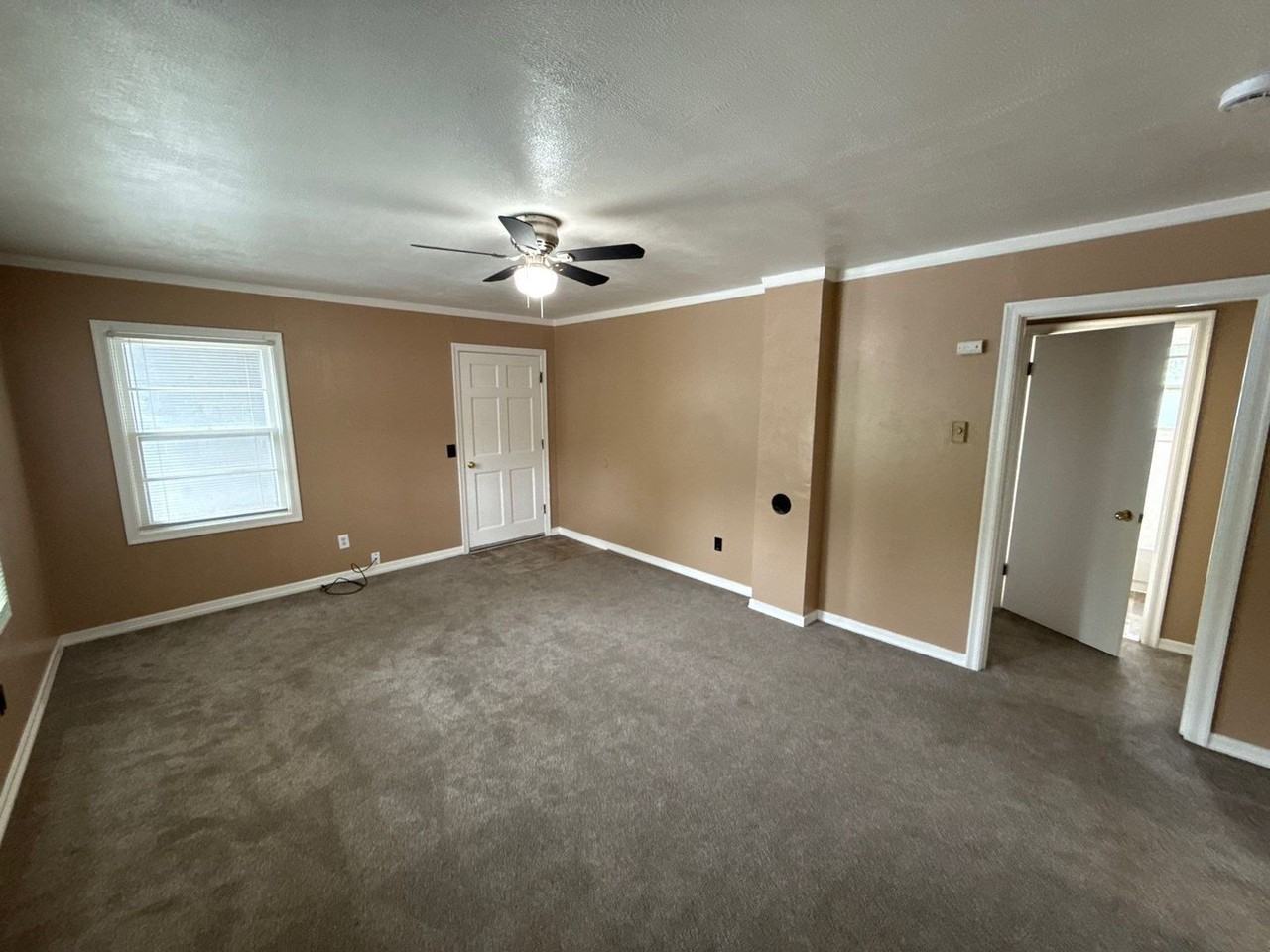465 Madrona Ave Se - Photo 4 of 23
