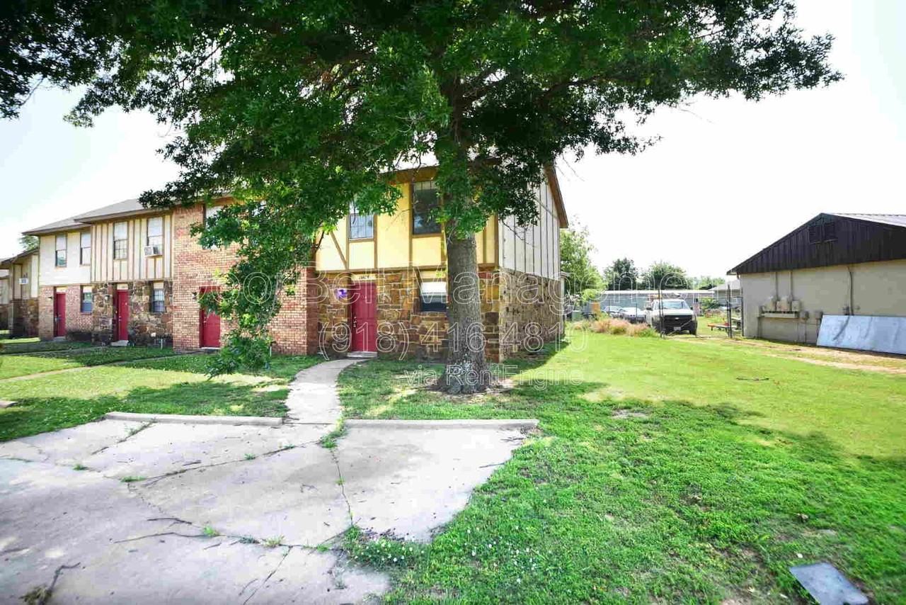 14429 S 302nd East Ave #B - Photo 2 of 16