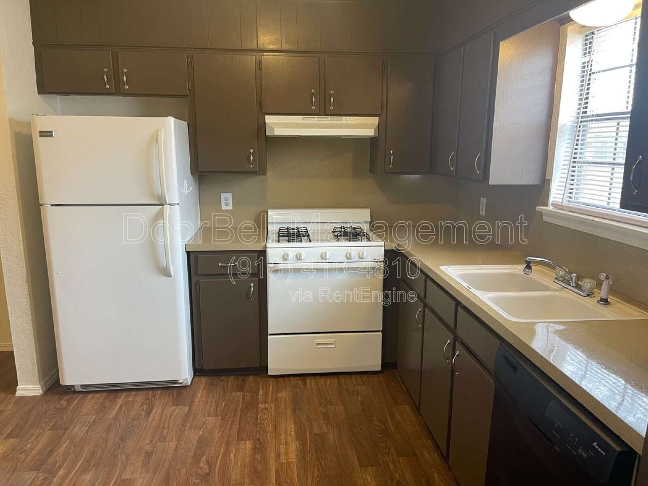 14429 S 302nd East Ave #B - Photo 6 of 16