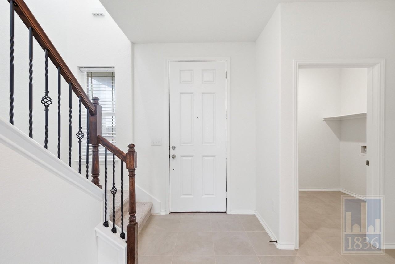 7812 Song Sparrow Dr - Photo 2 of 50