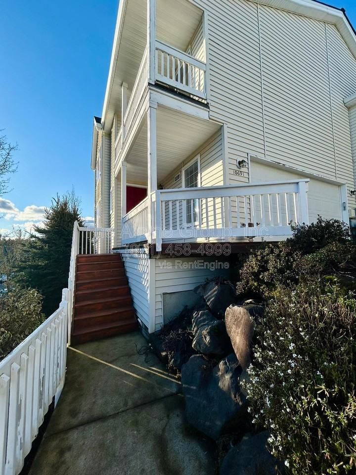 10691 Sw Celeste Ln - Photo 2 of 30