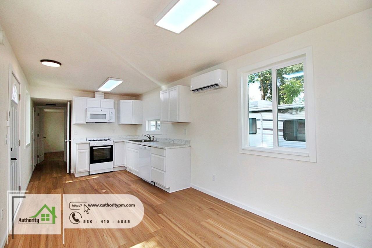 18798 Thomas Rd - Photo 4 of 9