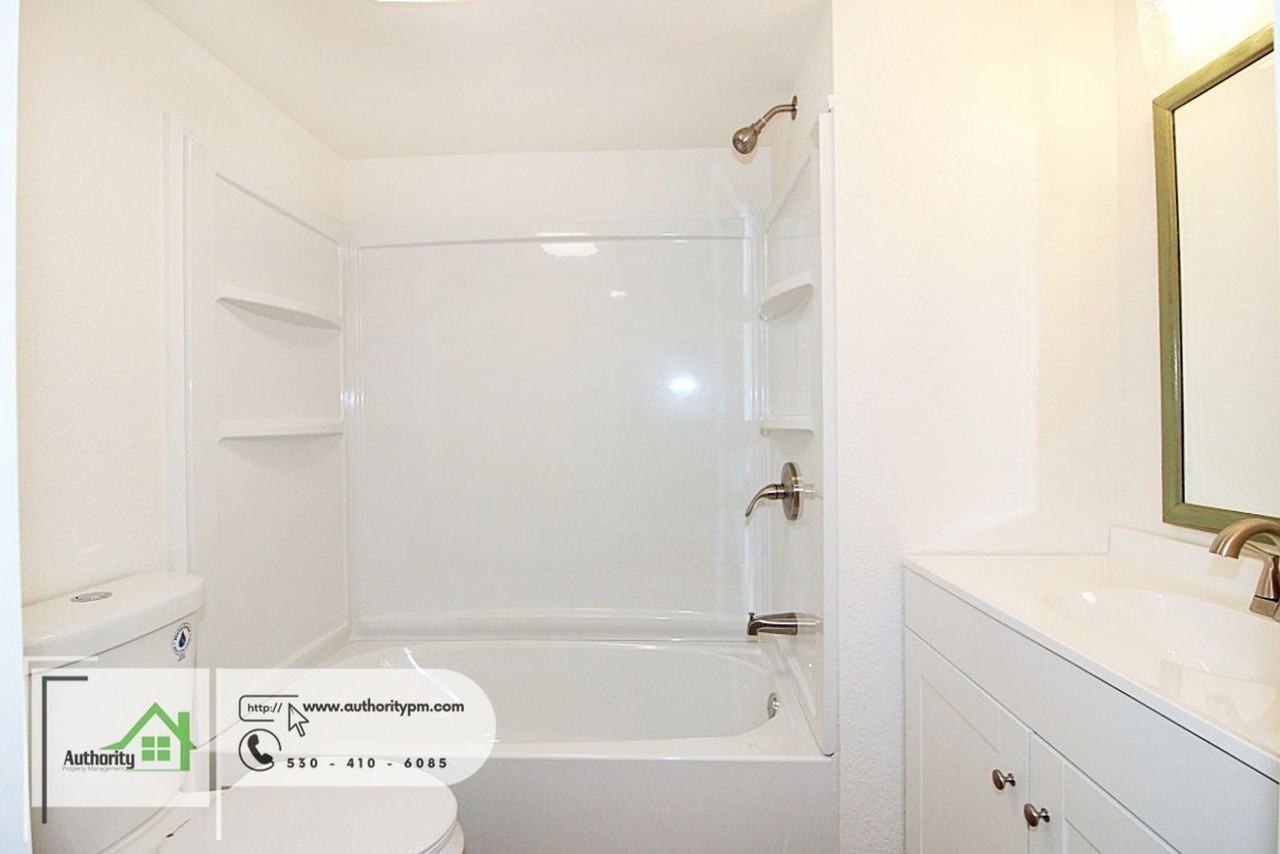 18798 Thomas Rd - Photo 7 of 9