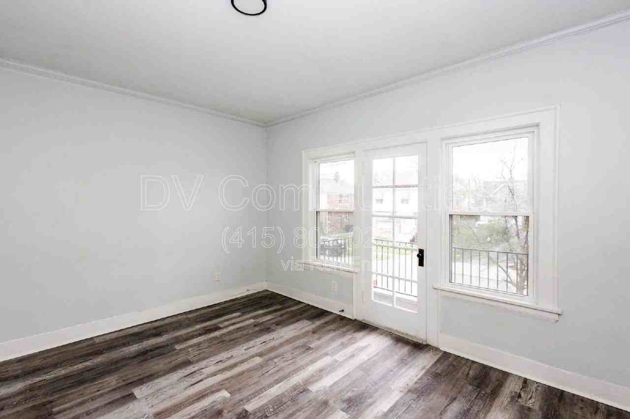 3300 E 149th St #5 - Photo 2 of 12