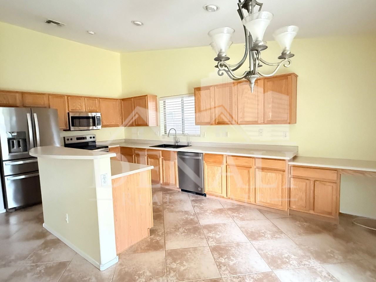 1845 E Aloe Pl - Photo 6 of 24