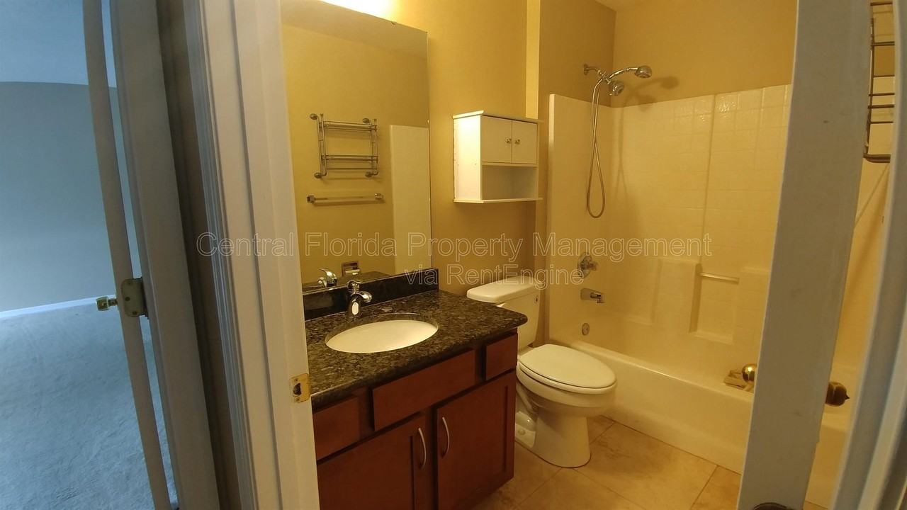 14519 Lake Price Dr - Photo 4 of 25