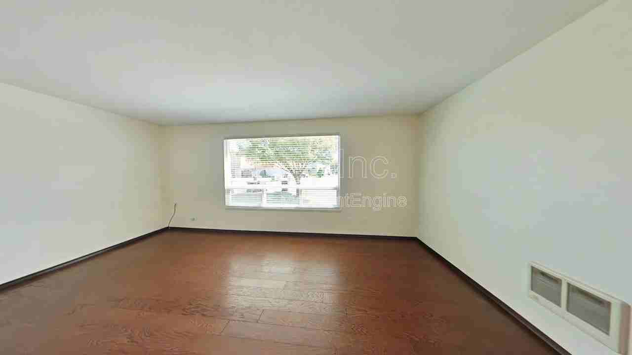 1458 Nw 20th Pl - Photo 2 of 10