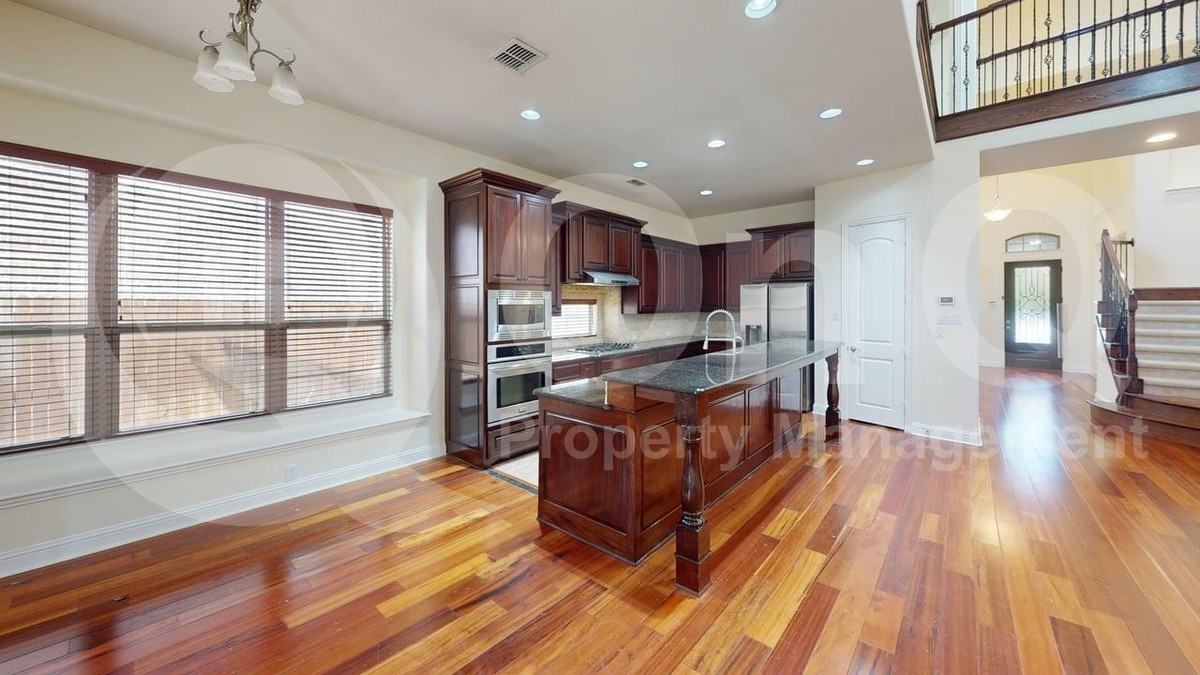 8731 Argentine Way - Photo 5 of 24