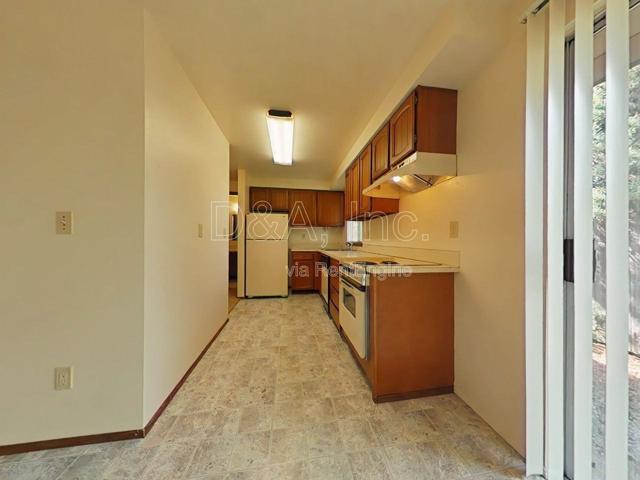 1550 23rd Ct Se - Photo 3 of 14