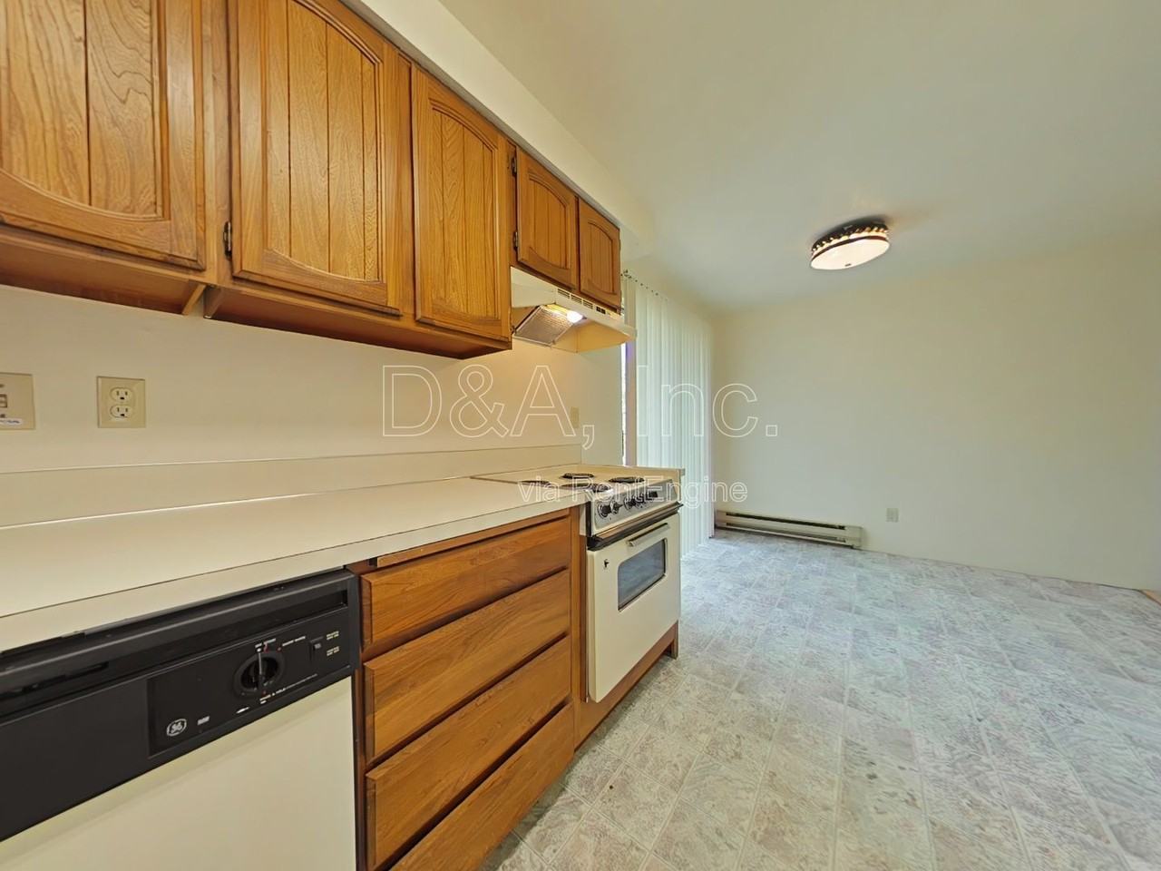 1550 23rd Ct Se - Photo 5 of 14