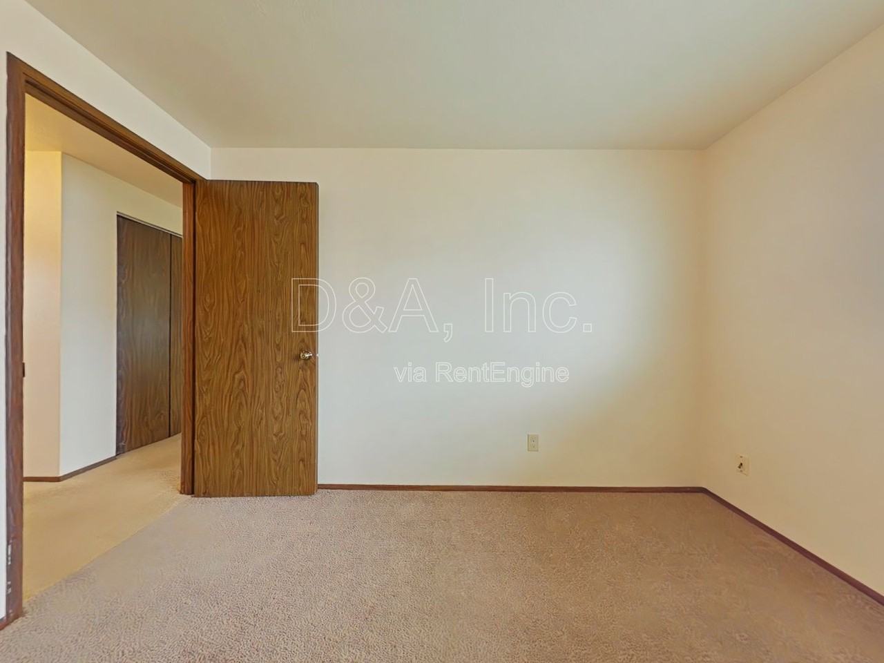 1550 23rd Ct Se - Photo 6 of 14