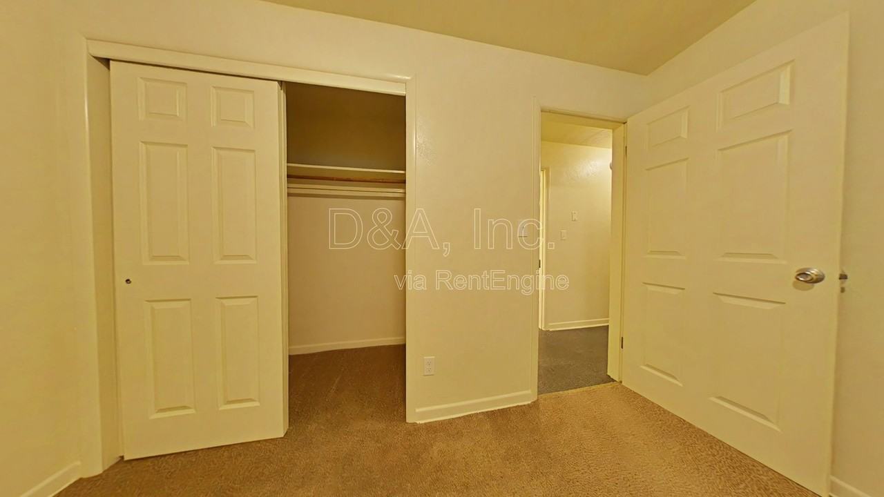 2709 Nw Taylor Ave - Photo 7 of 9