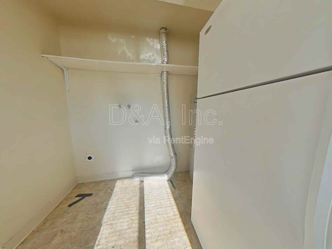 1970 Nw Kings Pl - Photo 5 of 11