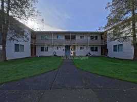 featured image of 960 Nw Cleveland Ave #3