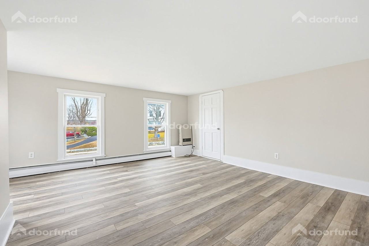 69 Main St #2 - Photo 4 of 33