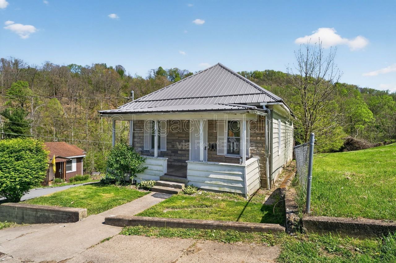 804 Illinois Ave - Photo 2 of 31