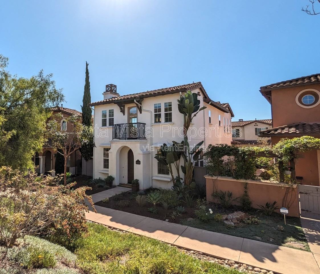 8421 Kern Cres - Photo 5 of 37